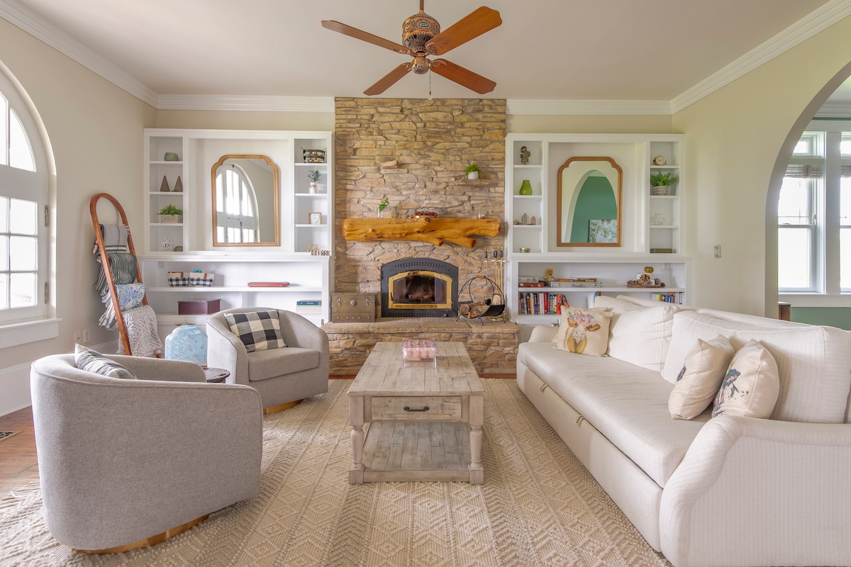 Fully stocked farmhouse kitchen with island